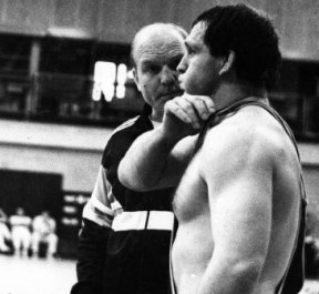 Главный тренер сборной СССР легендарный Иван Ярыгин секундировал Аслану и очень ценил его человеческие качества. и 